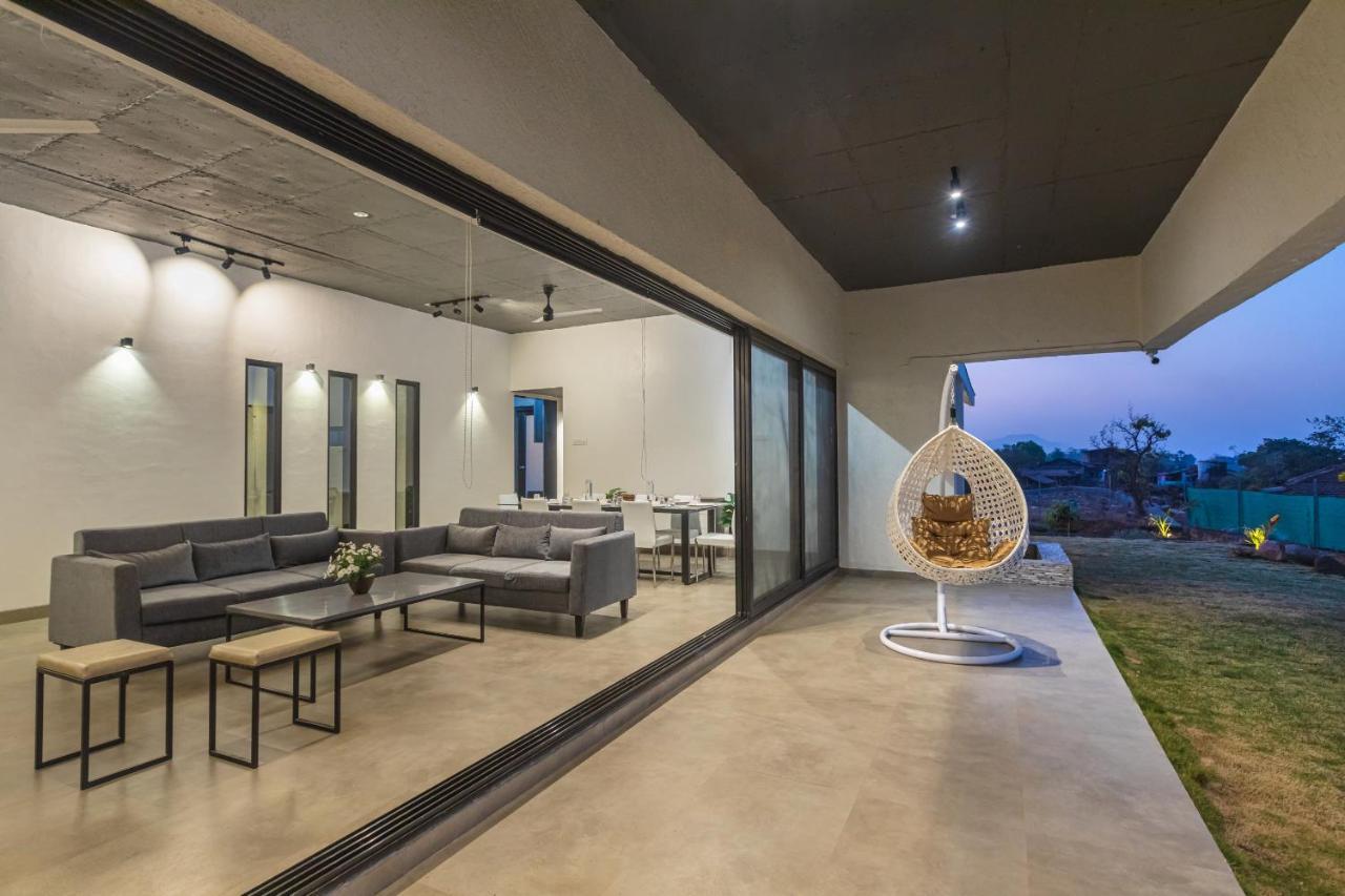 Saffronstays Stargazer, Karjat - Luxury Pool Villa With Lake View Luaran gambar